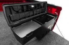 GMC Hummer EV Swingcase PASSAGIER kant